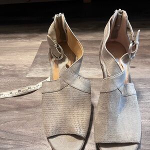 Elegant Women's Sandals